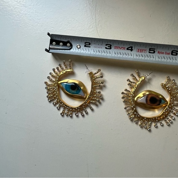 NEW Schiaparelli style surrealist earrings - Picture 5 of 6